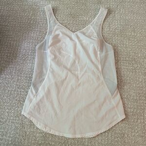 White Lulu Tank Size 4